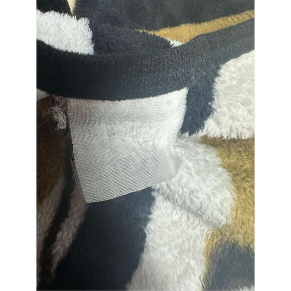 New Orleans Saints Fleece Throw Blanket 48"x60 Mickey Mouse NFL See Description - Picture 9 of 14